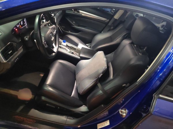 Honda Accord 2018, 129800 км, за 12984 USD - фото 16