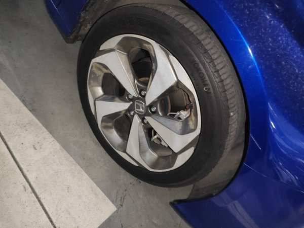 Honda Accord 2018, 129800 км, за 12984 USD - фото 8