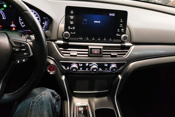 Honda Accord 2018, 148100 км, за 14922 USD - фото 15