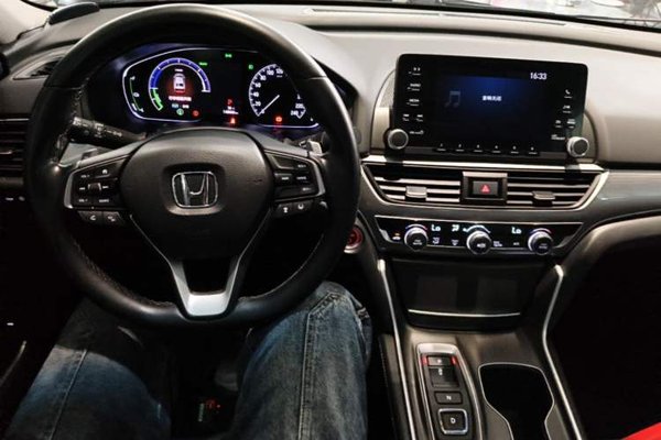 Honda Accord 2018, 148100 км, за 14922 USD - фото 12