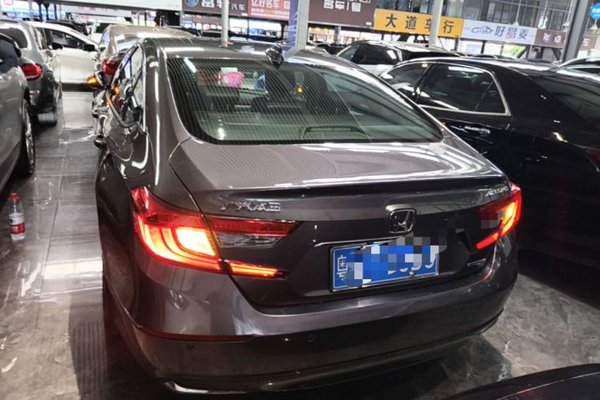 Honda Accord 2018, 148100 км, за 14922 USD