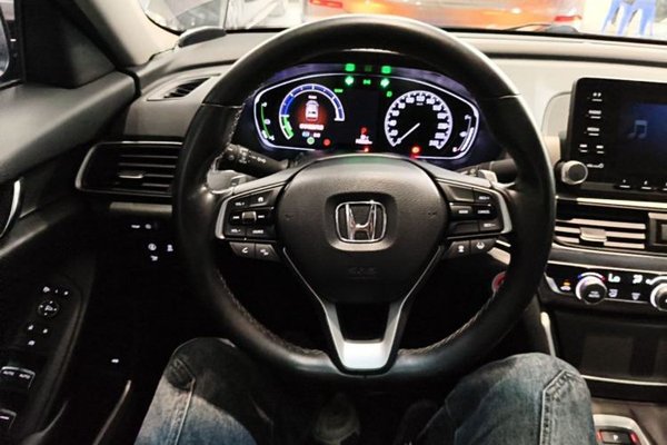 Honda Accord 2018, 148100 км, за 14922 USD - фото 13