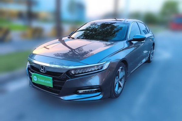 Honda Accord · 2018 год