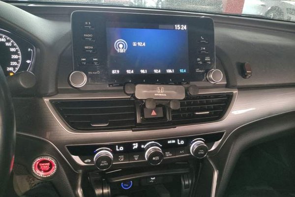 Honda Accord 2021, 85900 км, за 14673 USD - фото 16