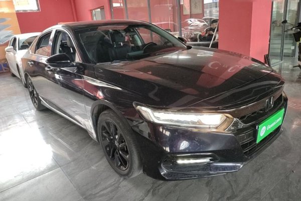 Honda Accord 2021, 85900 км, за 14673 USD