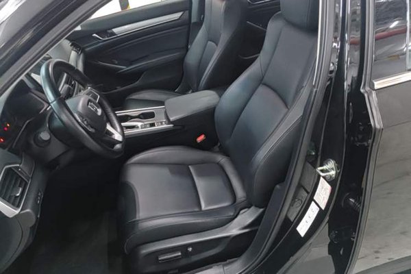 Honda Accord 2022, 36500 км, за 18601 USD - фото 23