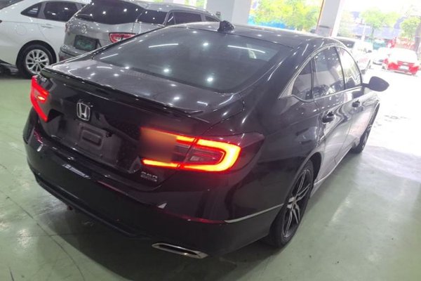 Honda Accord 2022, 40700 км, за 19134 USD - фото 6