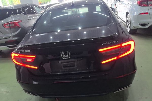Honda Accord 2022, 40700 км, за 19134 USD
