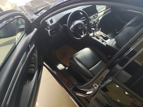 Honda Accord 2022, 70600 км, за 14804 USD - фото 19