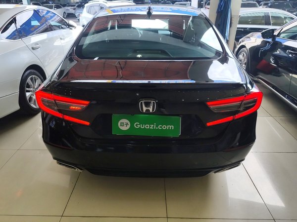 Honda Accord 2022, 70600 км, за 14804 USD