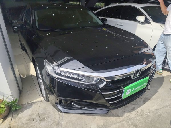 Honda Accord 2022 260TURBO Luxury Edition, 2022 года