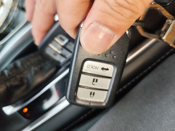 Honda Accord 2022, 70600 км, за 14804 USD - фото 12