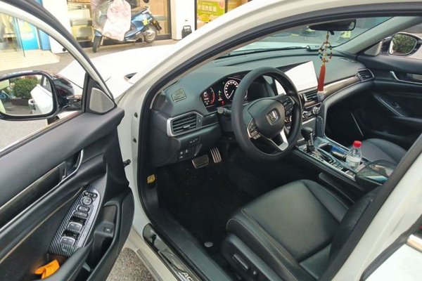 Honda Accord 2022, 20900 км, за 18721 USD - фото 17