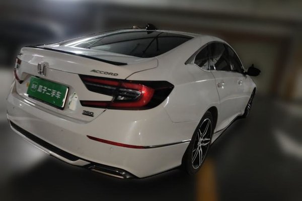 Honda Accord 2022, 37600 км, за 19464 USD - фото 6