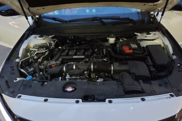 Honda Accord 2022, 44800 км, за 18794 USD - фото 8