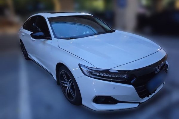 Honda Accord 2022, 44800 км, за 18794 USD - фото 18
