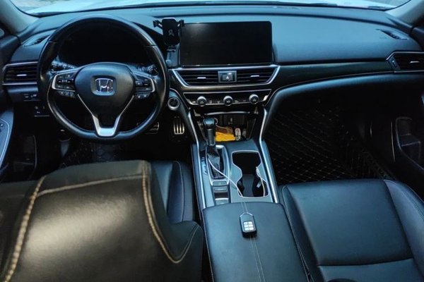 Honda Accord 2022, 93500 км, за 15319 USD - фото 9