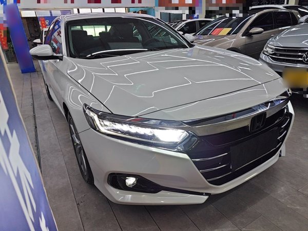 Honda Accord 2022, 93500 км, за 15567 USD