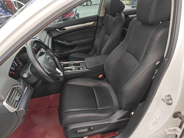 Honda Accord 2022, 93500 км, за 15567 USD - фото 18