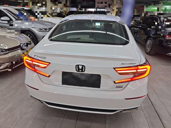 Honda Accord 2022, 93500 км, за 15567 USD