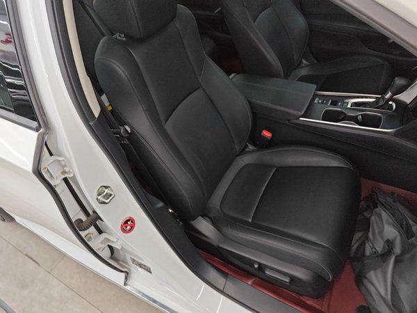 Honda Accord 2022, 93500 км, за 15567 USD - фото 23