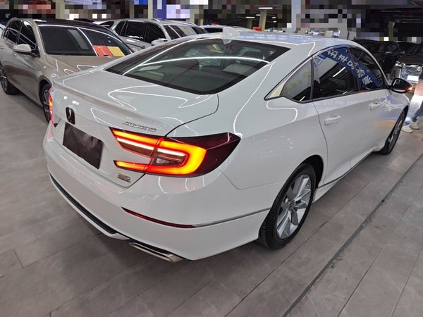 Honda Accord 2022, 93500 км, за 15567 USD - фото 6