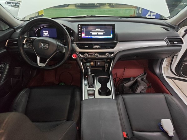 Honda Accord 2022, 93500 км, за 15567 USD - фото 13