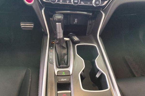 Honda Accord 2022, за 19323 USD - фото 17