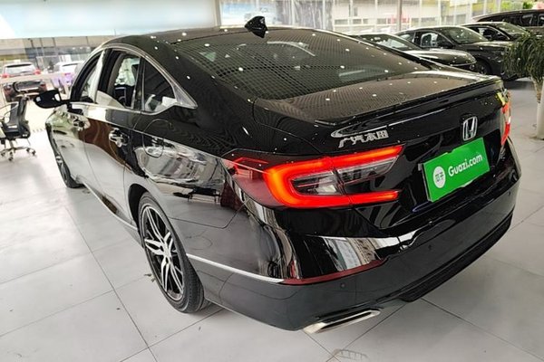 Honda Accord 2022, за 19323 USD