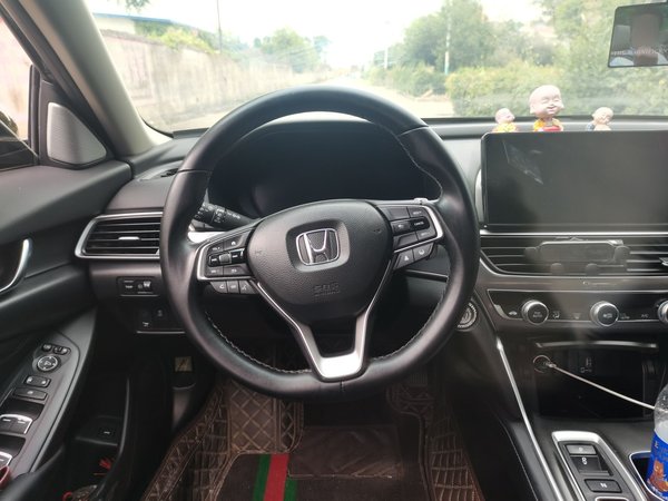 Honda Accord 2022, 49800 км, за 19196 USD - фото 9