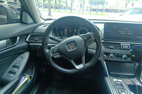 Honda Accord 2022, 106600 км, за 16795 USD - фото 11