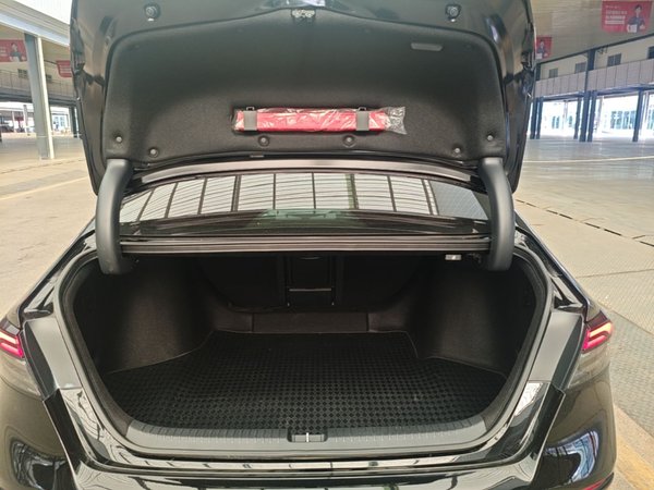 Honda Accord 2023, 22300 км, за 19932 USD - фото 22