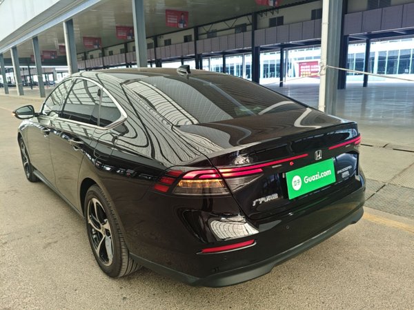 Honda Accord 2023, 22300 км, за 19932 USD