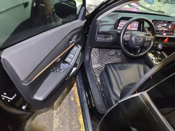 Honda Accord 2023, 9800 км, за 20649 USD - фото 20