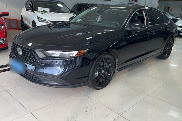 Honda Accord 2023, 26900 км, за 19515 USD