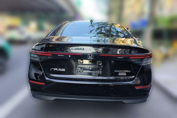 Honda Accord 2024, 16600 км, за 17038 USD