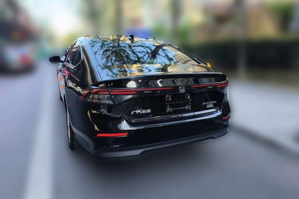 Honda Accord 2024, 16600 км, за 17038 USD