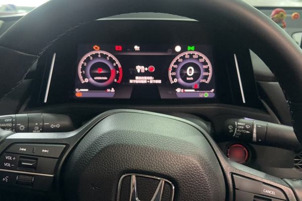 Honda Accord 2025, 3800 км, за 20383 USD - фото 8