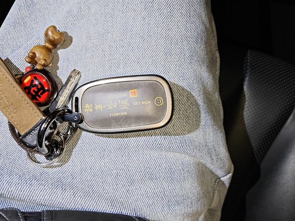 Honda Accord New Energy 2023, 33700 км, за 20975 USD - фото 11