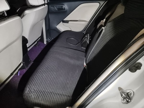 Honda City 2015, 96199 км, за 4047 USD - фото 18