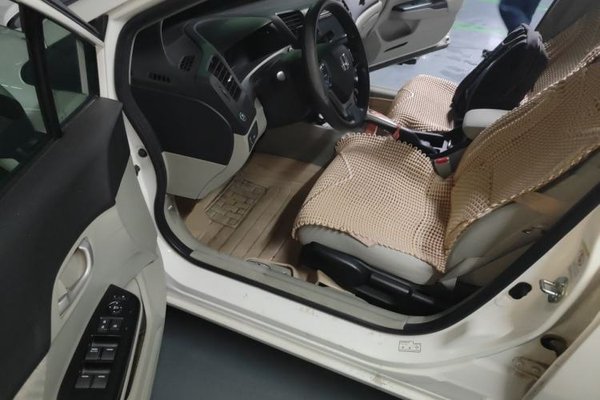 Honda Civic 2014, 82200 км, за 6039 USD - фото 17