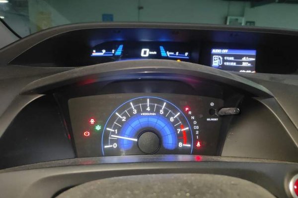 Honda Civic 2014, 82200 км, за 6039 USD - фото 12