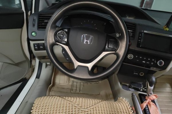 Honda Civic 2014, 82200 км, за 6039 USD - фото 11