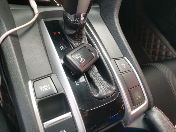 Honda Civic 2016, 95900 км, за 10632 USD