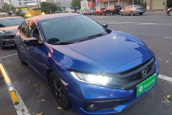 Honda Civic 2016, 53800 км, за 13028 USD