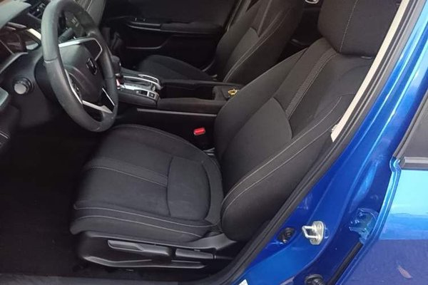Honda Civic 2016, 53800 км, за 13028 USD - фото 17