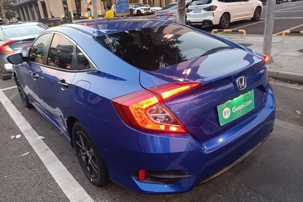 Honda Civic 2016, 53800 км, за 13028 USD
