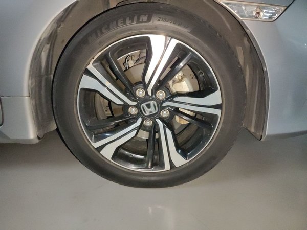 Honda Civic 2016, 110800 км, за 9393 USD - фото 8