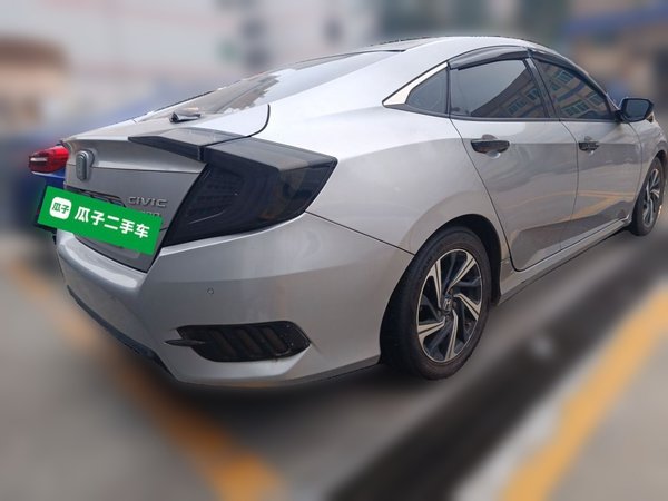 Honda Civic 2016, 92000 км, за 8831 USD - фото 6