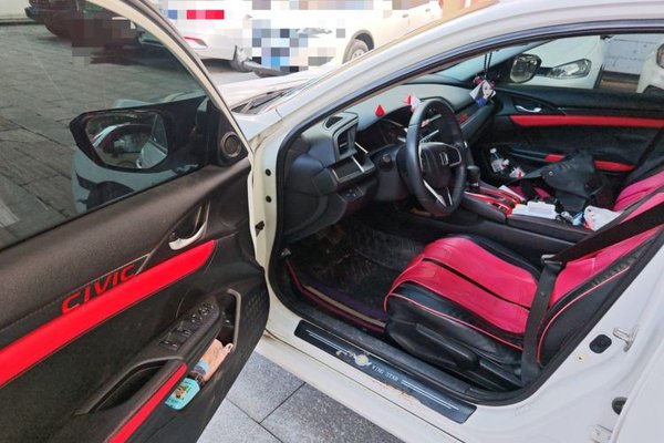 Honda Civic 2016, 115300 км, за 6922 USD - фото 17